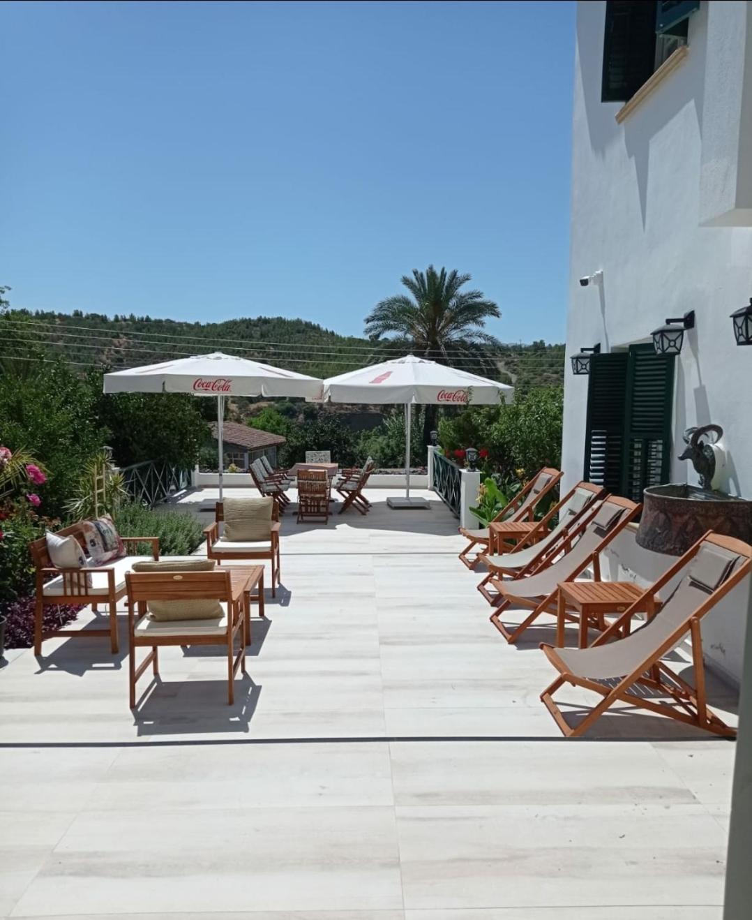 Dervise Mehmet Guest House Lefka  外观 照片
